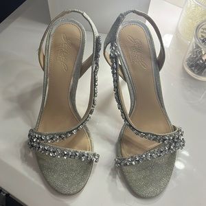 Bradley mischka heels